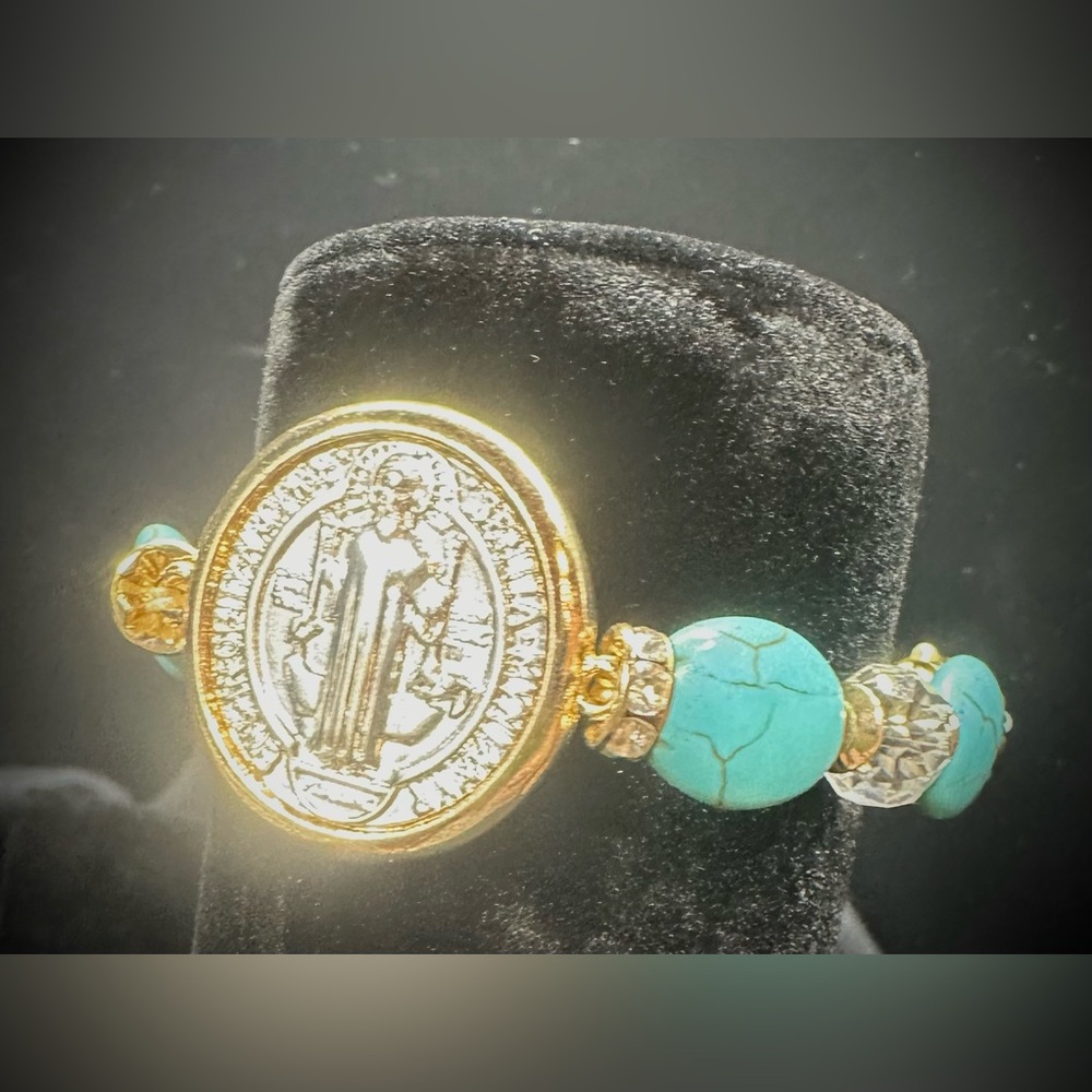 Gold and Turquoise Beaded Bracelet